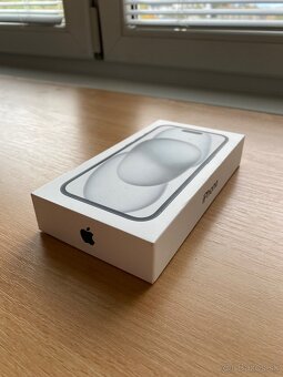 Apple Iphone 15 128Gb Čierny - 2