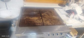 Predám elektrický sporák - 2