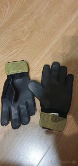 brankarske rukavice - 2