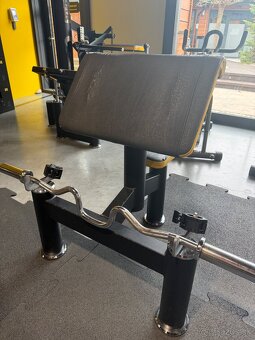 Posilňovacie stroje LAX - 2