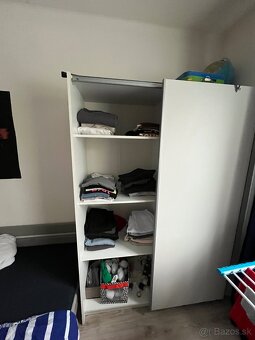 Skriňa s posúvanímy dverami - 2