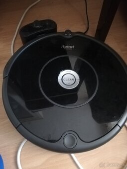 Robotický vysávač - 2