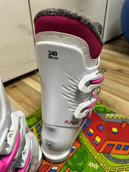 Predam dievcenske lytziarky Rosignol - 2