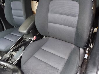 Predám sedačky na Mazda 6 - 2