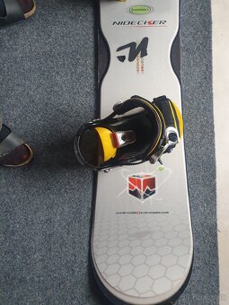 Snowboard s viazaním a topankami - 2