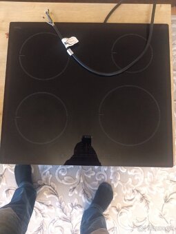 Predám indukčnu varnú dosku Bosch - 2