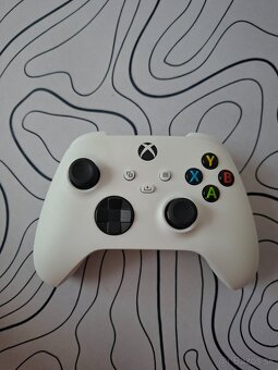 Xbox ovladac - 2