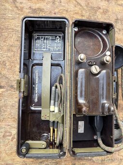 Vojenský telefon - 2