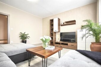 2-izbový byt po rekonštrukcii, 48 m2 - Vráble - 2