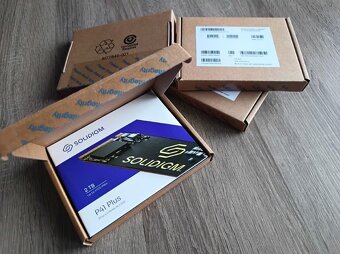 Kingston 1TB, 512GB Micron, Intel 2TB zaruka 02/ 2029 - 2