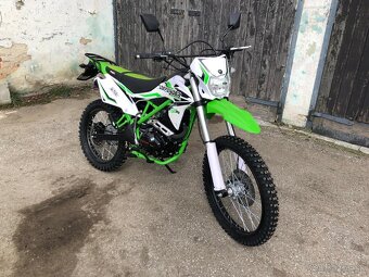 Nove Cestné enduro DEFENDER 250 cm3 - kolesá 21/18 + Štartér - 2