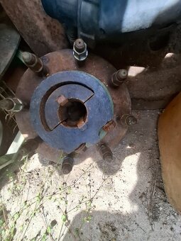 Naboje kolesa zetor 25 - 2