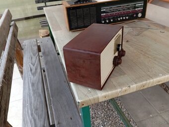 Predám rádio Tesla - 2