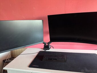 Predám monitory - 2