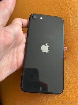 iPhone se 2 - 2