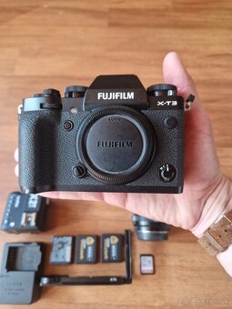 Fujifilm X-T3 + viltrox 13mm - 2