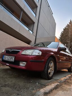 Mazda 323f GT - 2