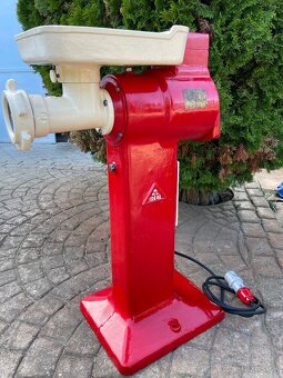 Mlynček na maso - 2