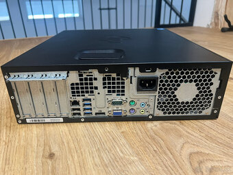 HP Compaq 8300 SFF - 2