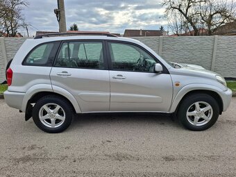 TOYOTA RAV4 2.0 D-4D 4X4 - 2