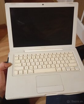 Macbook white MID 2010 + A1181 - 2