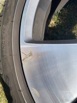 Predam letnu sadu original Mercedes 245/40/r19 - 2