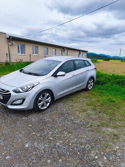 Hyundai i30 CW 1.6 benzín 99 kW - 2