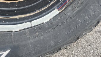 BFgoodrich 33x12.5 r15 - 2