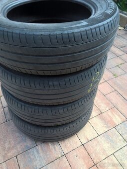 4 ks LETNÉ 215/65 R17 99V MICHELIN cca 5 mm LEN 19,99 €/kus - 2