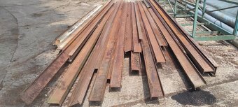 Hut.material - 2