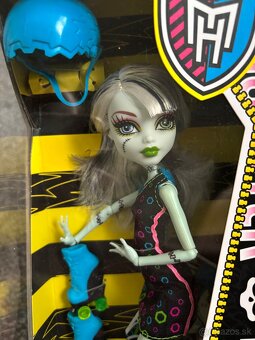 Monster High Frankie Stein Skultimate Roller Maze - 2