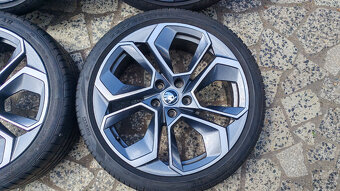 5x112 R19 --- ŠKODA OCTAVIA 4 RS - 2