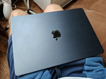 Macbook air M2 15 512Gb/16Gb čierny - 2