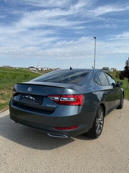 Škoda Superb SportLine 2.0TDI DSG ACC - 2