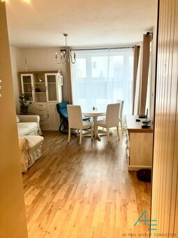 Bezbariérový,  2.izbový byt s predzáhradkou a garážovým stát - 2