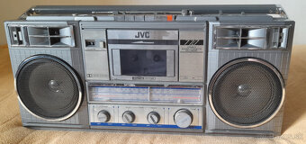 Predám Radiomagnetofón JVC RC - 770 LS - 2