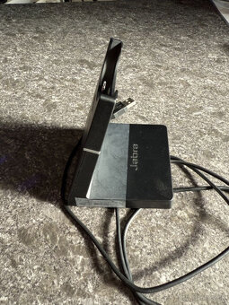 Nabíjací stojan Jabra E75 pre headsety – model DIV010 - 2