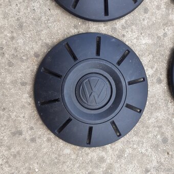 Predam puklice vw crafter 16 zoll - 2