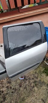 Dvere peugeot 206 sw - 2