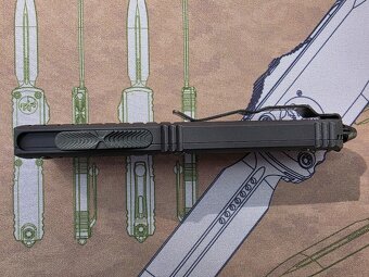 Microtech Ultratech Delta Frag Fluted DLC - 2