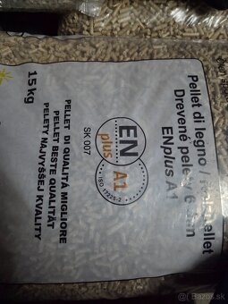 Predaj peliet a drevenych brikiet - 2