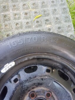 Predám kolesá 5x100 "14 165/70R14 Barum letné pneu. - 2