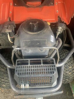 Traktorova kosačka Husqvarna - 2