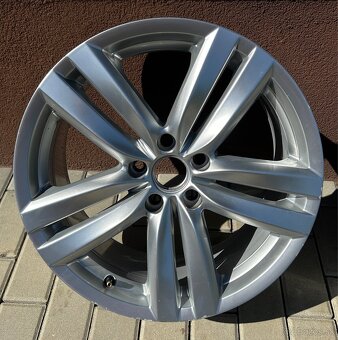 Vw Kansas 5x112 R18 - 2