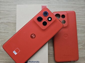 Motorola Edge 50 Neo,8GB/256 GB,cerveny,top,zaruka,kryt - 2