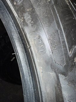 275/45R21 ZIMNE 4ks GOODYEAR ULTRAGRIP 7,5mm - 2