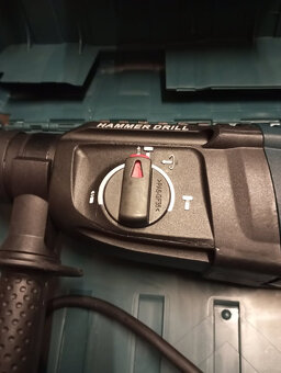 Príklepová vrtačka 850W s príslušenstvom - nová - 2