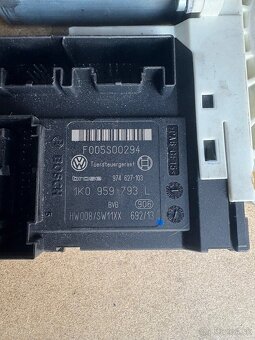 Motorceky stahovania okien VW Passat B6 - 2