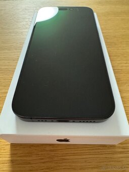 iPhone 15 Pro 256GB Black Titanium - 2