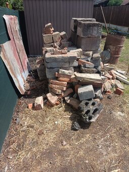 Darujem za odvoz starý stavebný materiál - 2